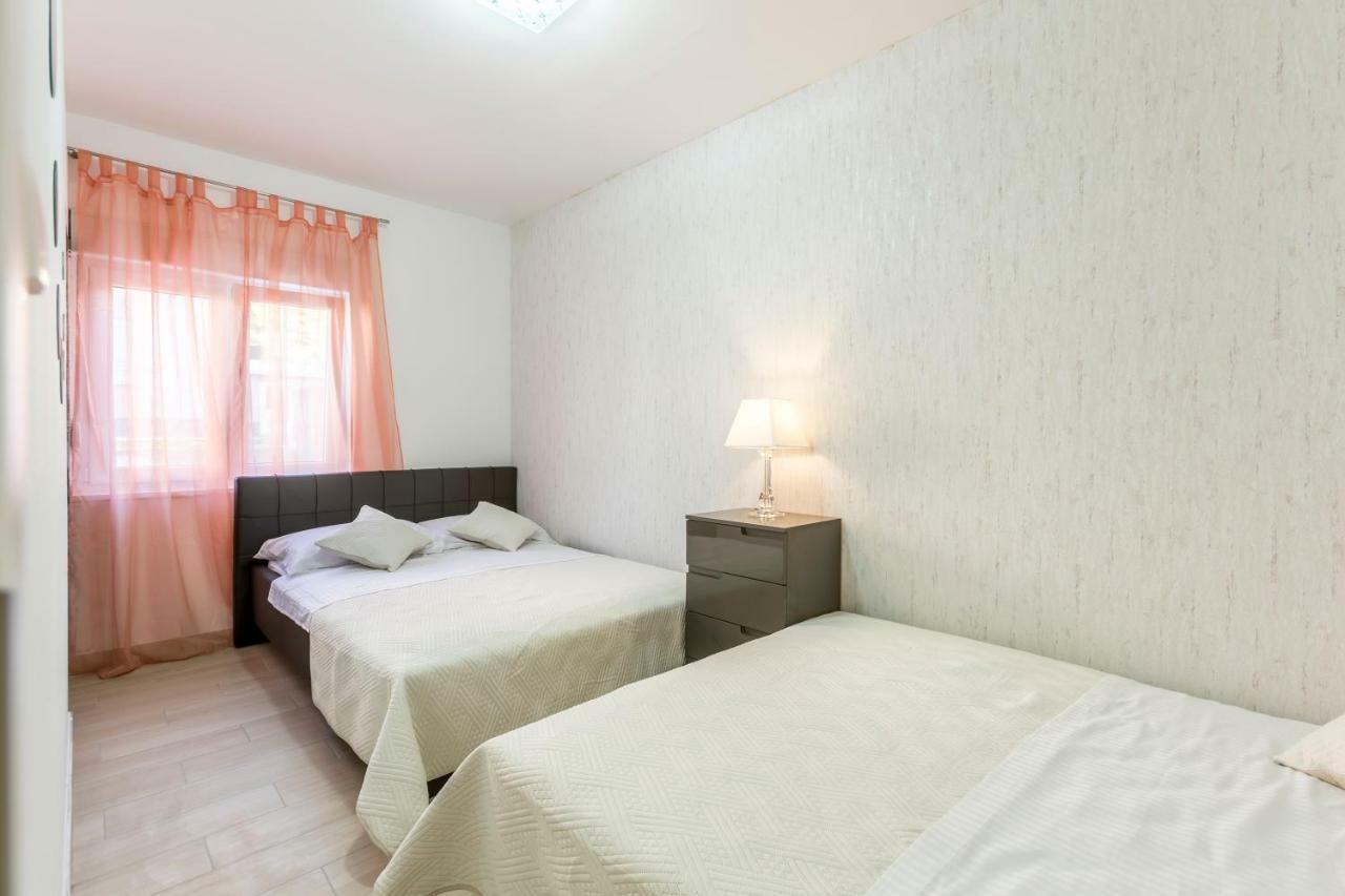 Apartments Karlo Podstrana Exterior photo