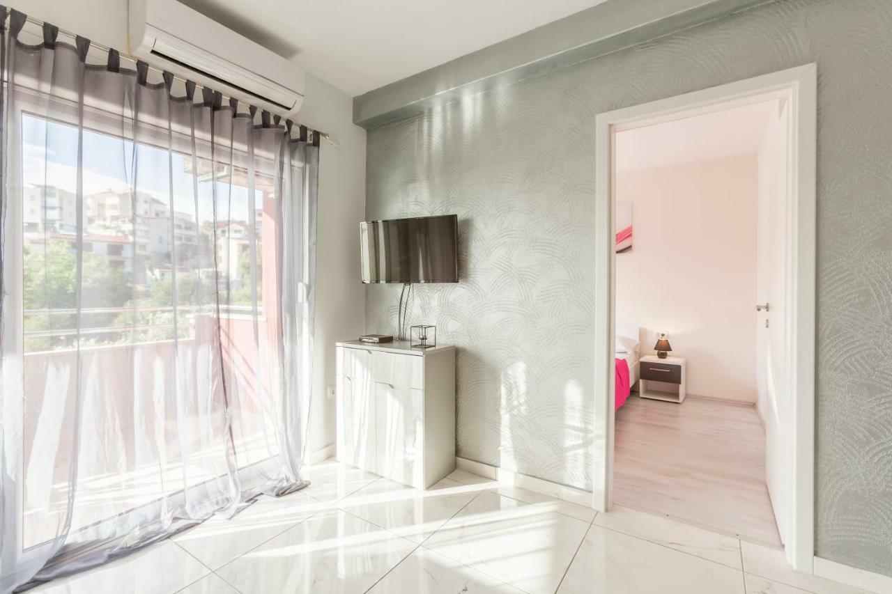 Apartments Karlo Podstrana Exterior photo