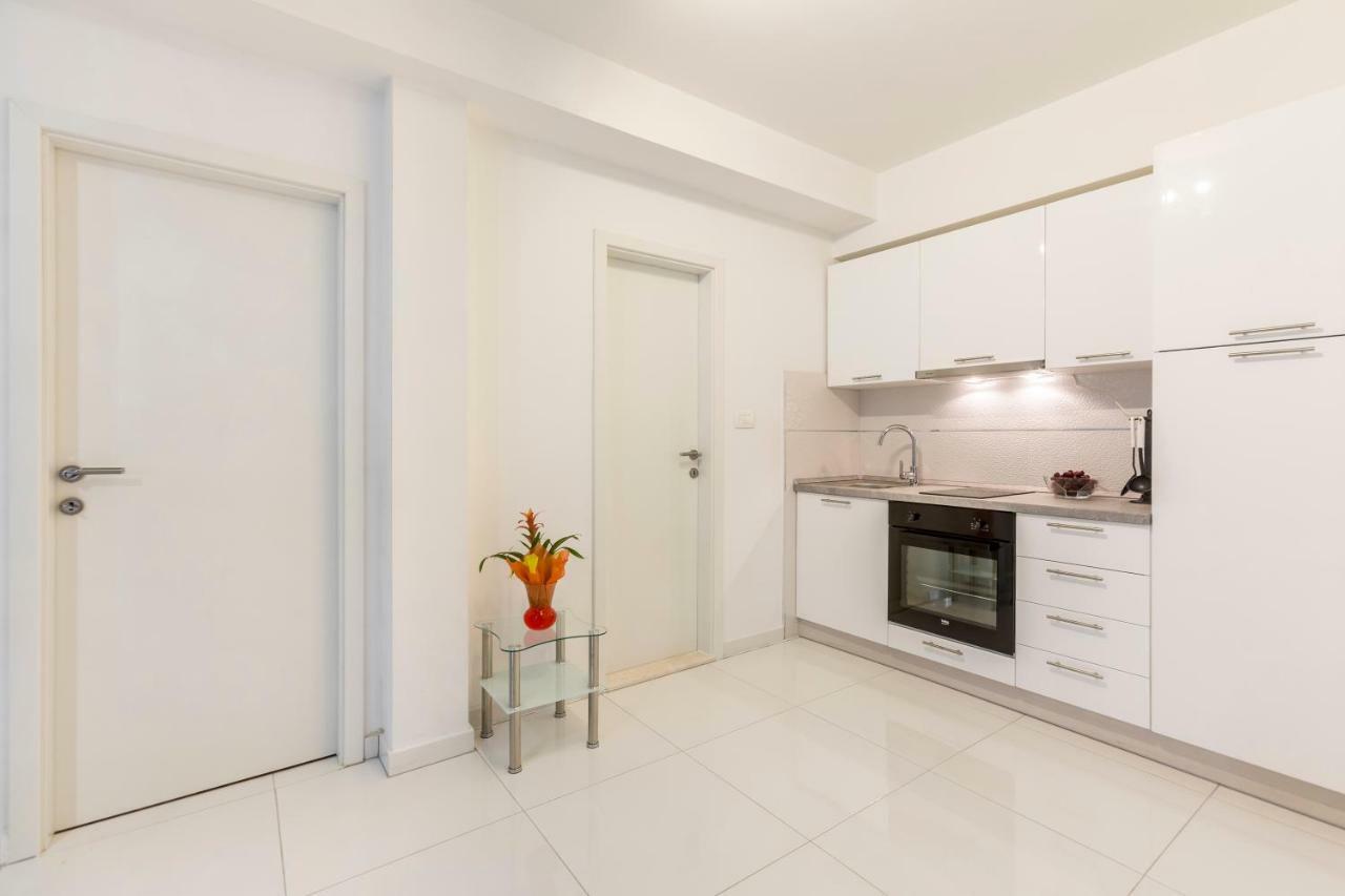 Apartments Karlo Podstrana Exterior photo
